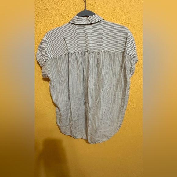 madewell boxy button up - Picture 2 of 4